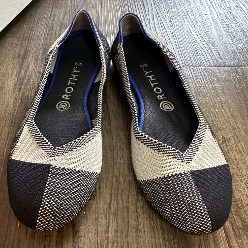 Rothy's Navy and Cream Women's Flats